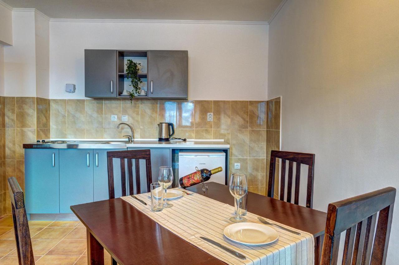Aparthotel Silver Hills Free Parking Smolyan Buitenkant foto